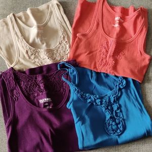 4 Detailed Ribbed Tank Tops